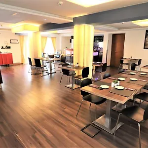 Flair 3*, Salisburgo Austria